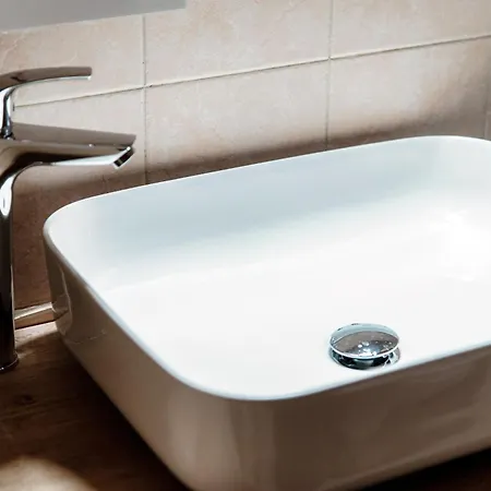 公寓 Rovelli House Lake