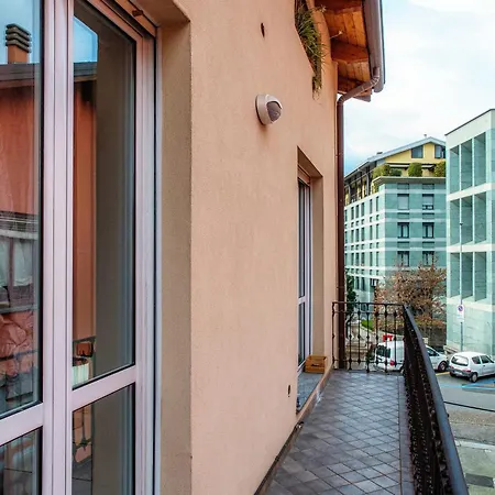 Rovelli House Lake Appartamento *