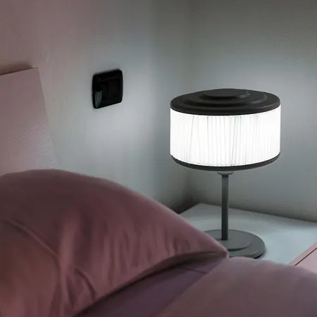 公寓 Rovelli House Lake